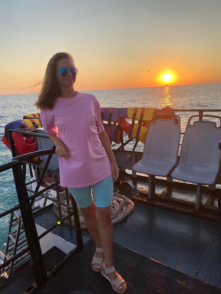  47055044  , 41 ,    -