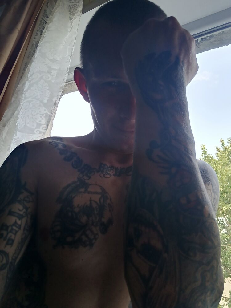  ,   Oleg, 35 ,   ,   