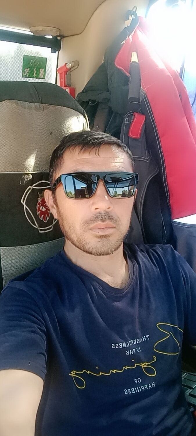  45981384  , 40 ,    