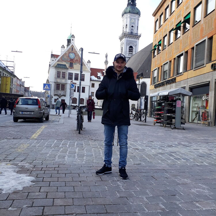  ,   Damian, 34 ,   ,   , c 