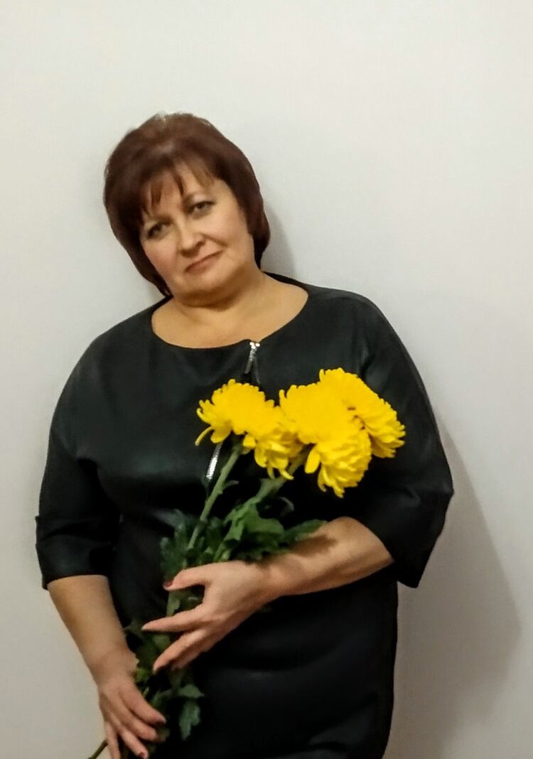  17734004  Lana, 61 ,    