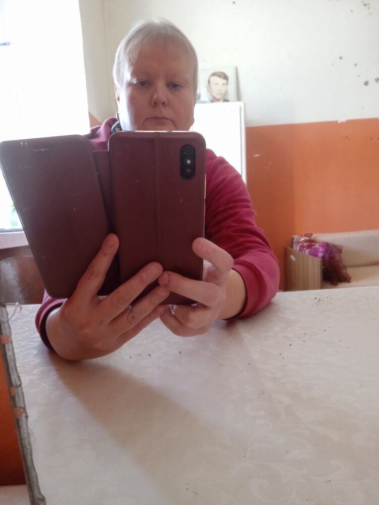  47371484  Abrikoska, 44 ,    