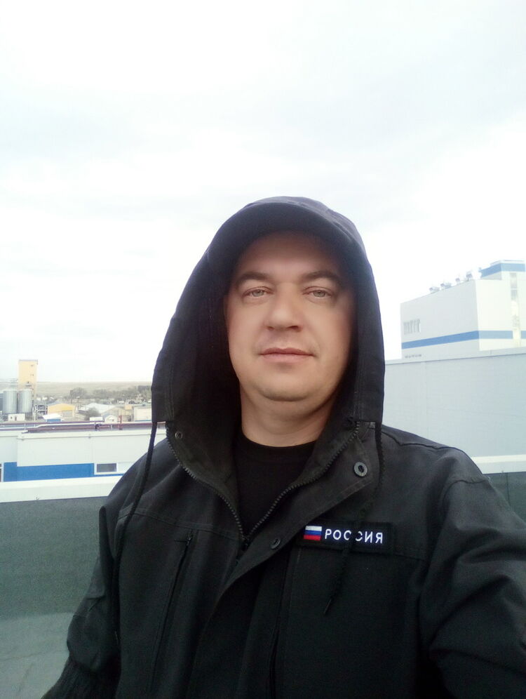  17944734  Aleks, 41 ,    