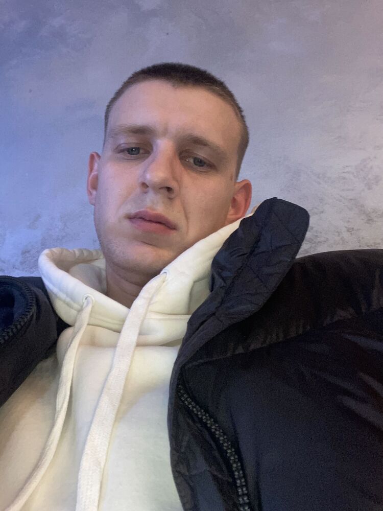  48730764  , 21 ,    