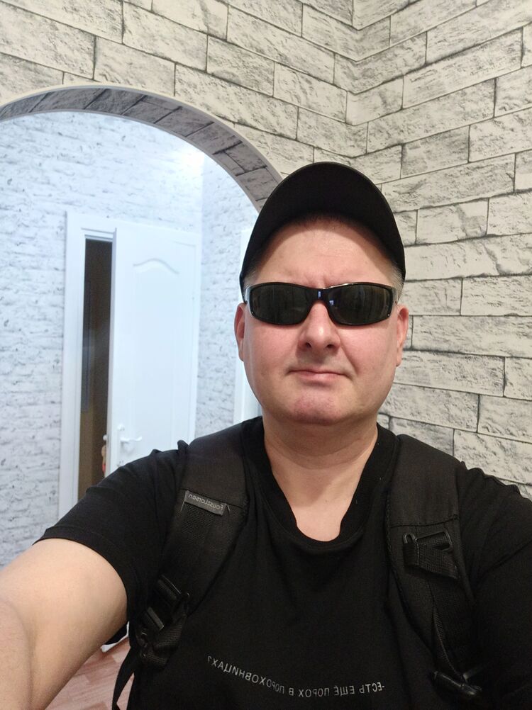  ,   Ruslan, 48 ,   ,   , 