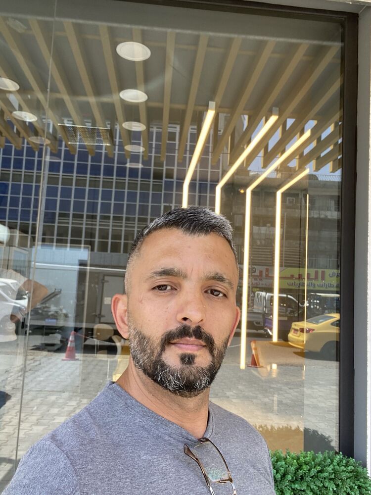  44766264  Khaled, 39 ,    