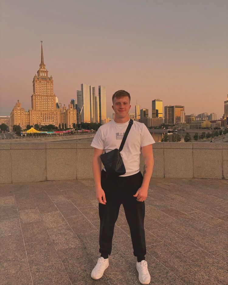 ���� 47970664 ����� Hipster, 23 ����, ���� ���������� � ������