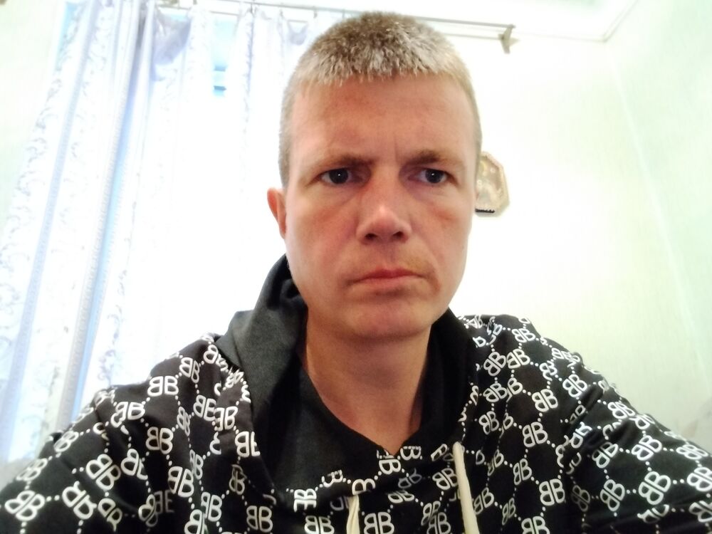  46898584  , 39 ,    
