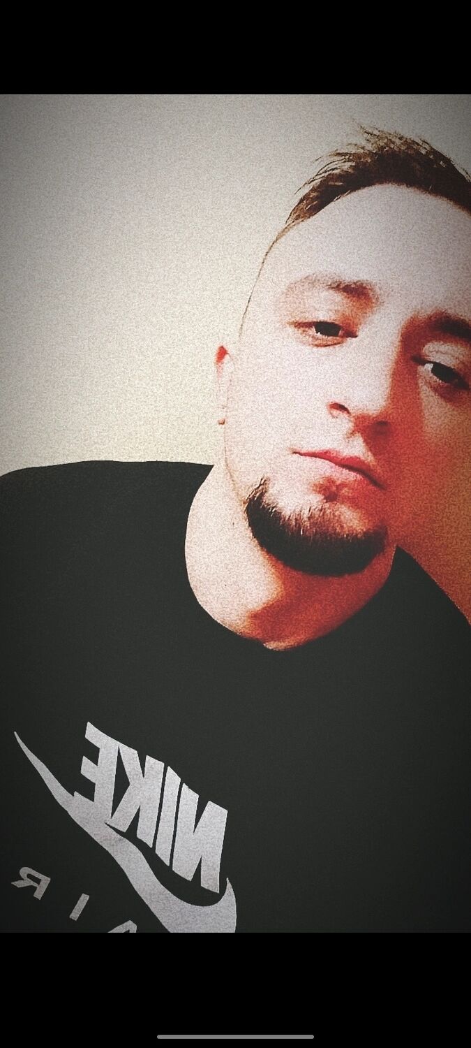  42426234  , 27 ,    
