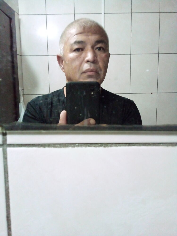 44430694  Rasuljon, 49 ,    