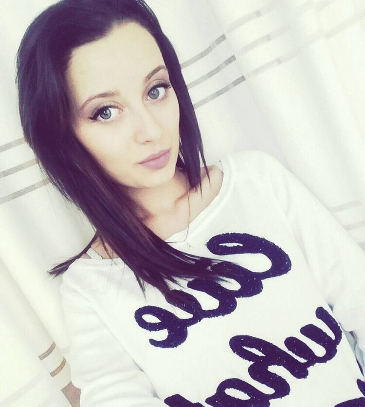  Moldova Noua,   , 33 ,   ,   , c 