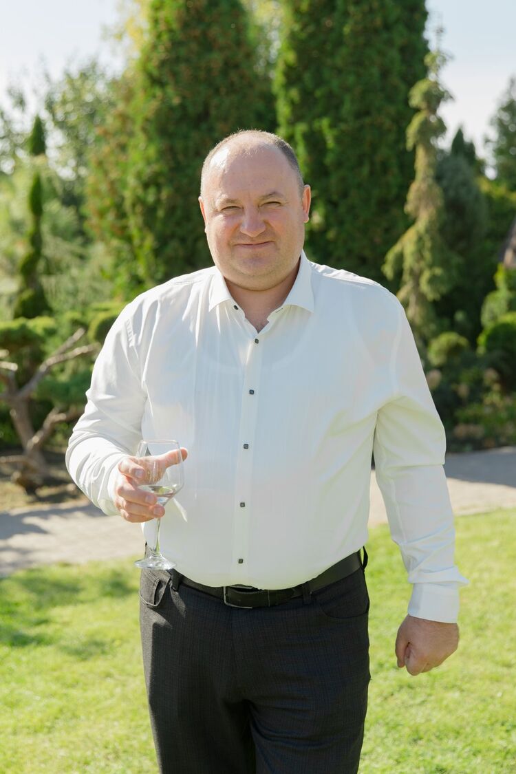  ,   AleksAndr, 44 ,   ,   