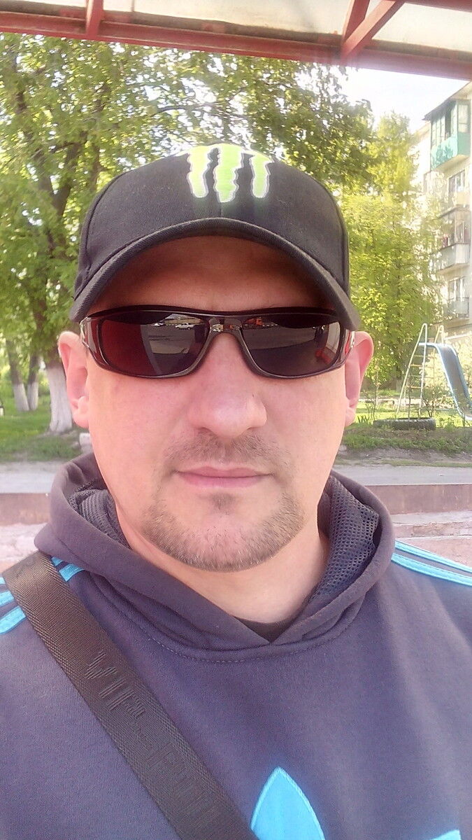  8105784  , 49 ,    -