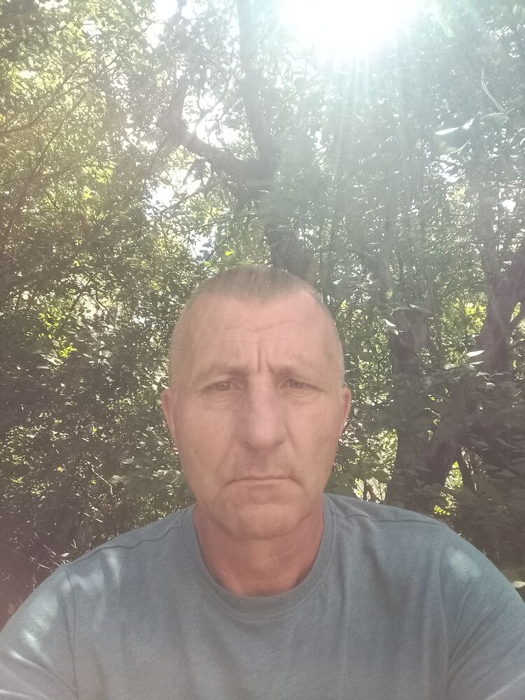  46890044  , 51 ,    