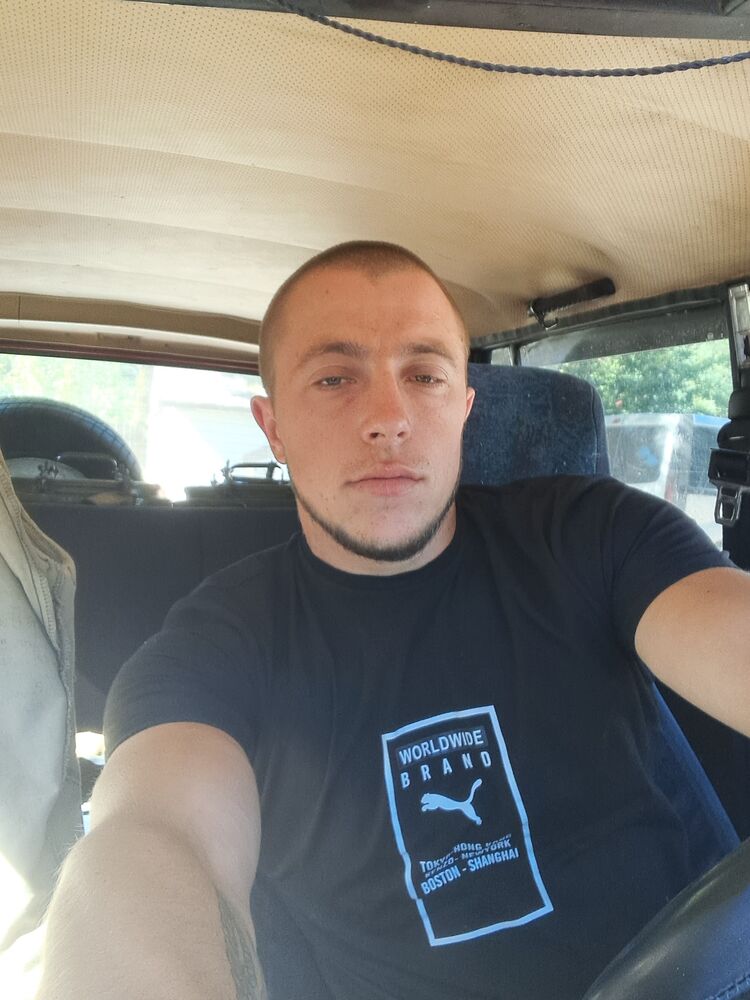  47304344  , 28 ,    