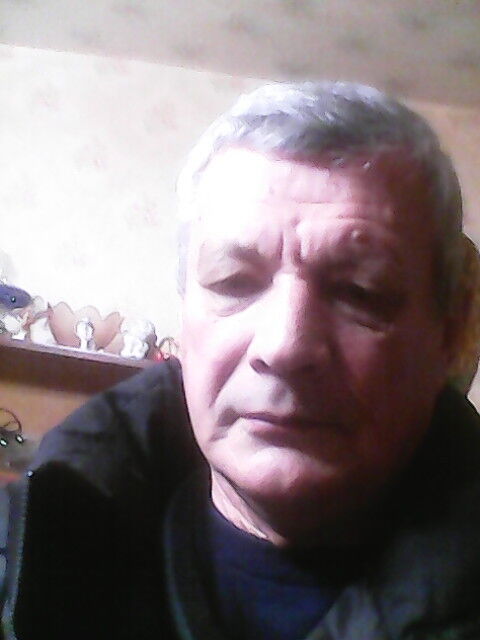  7087044  , 73 ,    