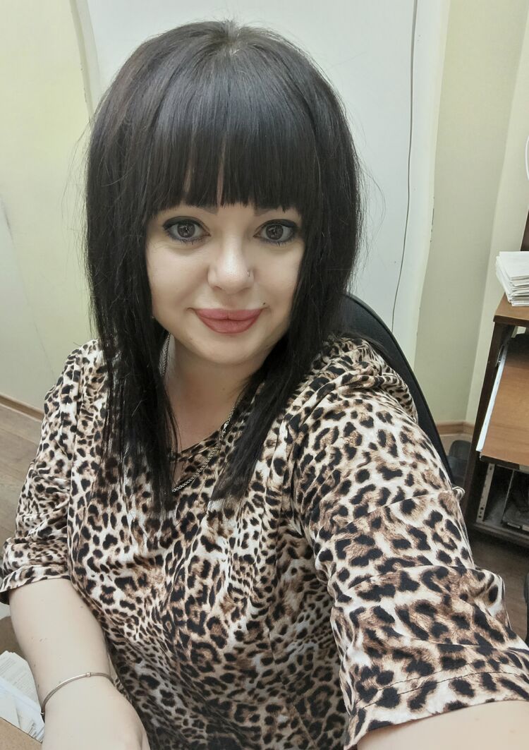  48354844  Ksenia, 45 ,    --