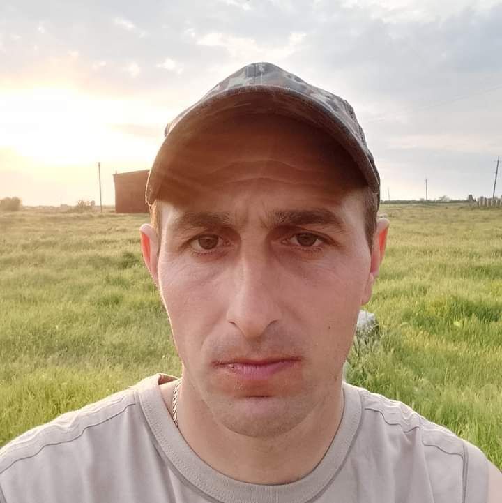  42757274  , 30 ,    