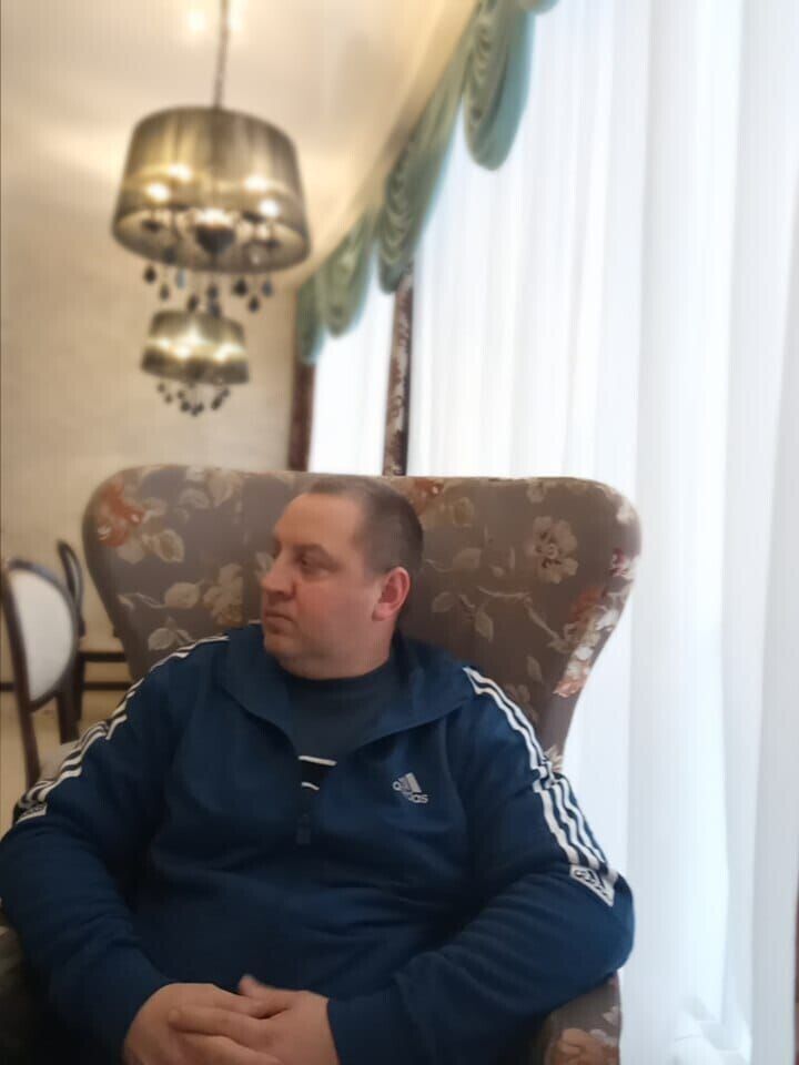  54135874  Alexander, 45 ,    