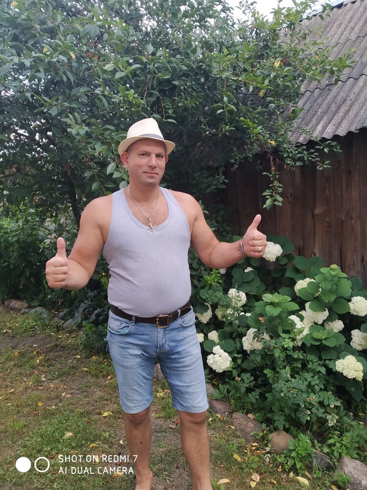 ,   Vladimir, 43 ,   ,   