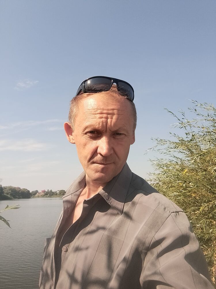  ,   Aleksej, 45 ,   ,   