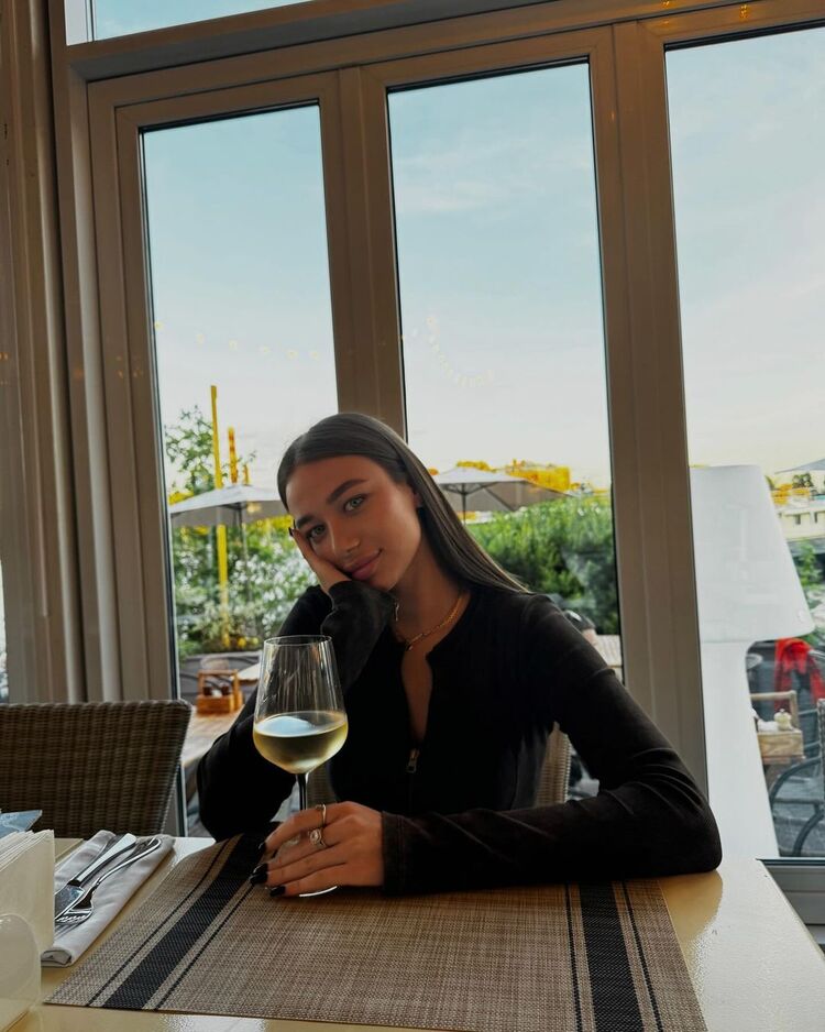  ,   Masha, 34 ,   ,   