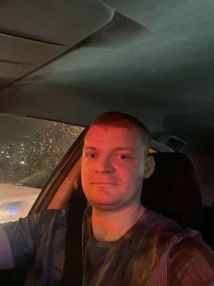  40422574  , 32 ,    