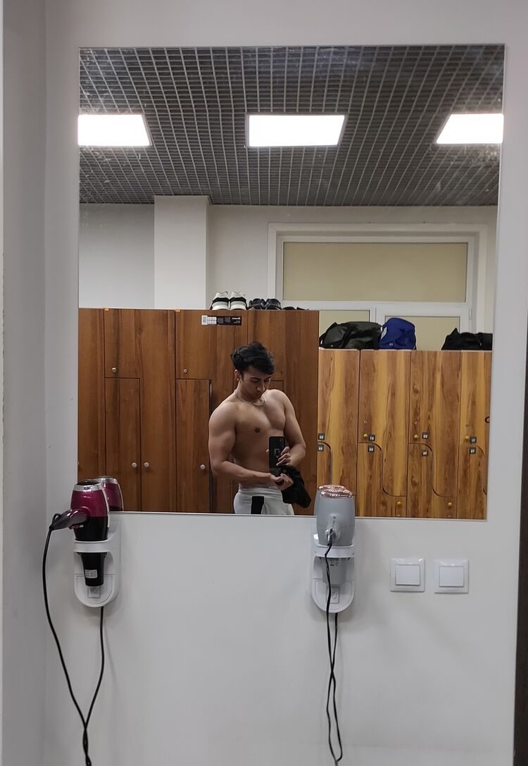  41530604  pa, 25 ,    
