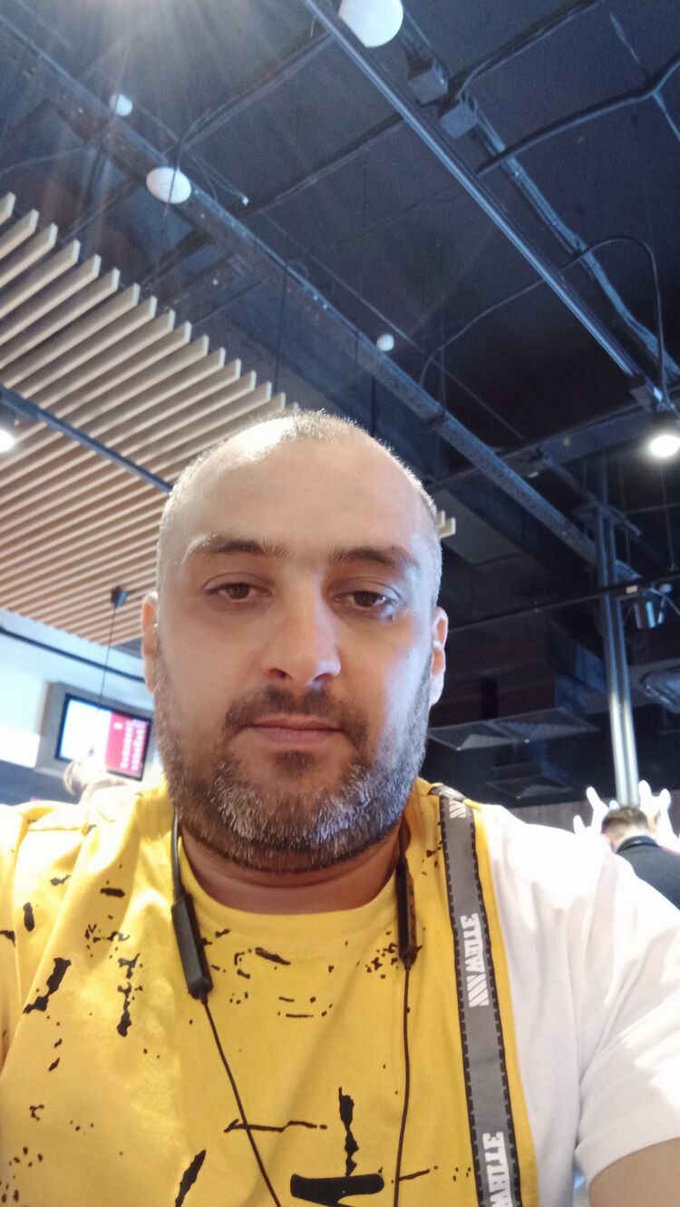  24077224   , 39 ,    