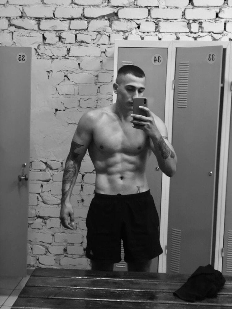 ���� 24242824 ������� ������, 33 ����, ���� ���������� � ��������