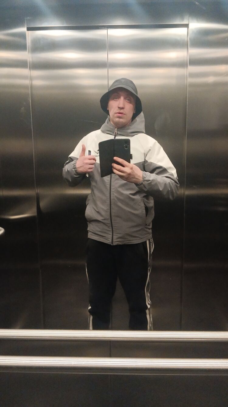  50070834  Aleksandr, 35 ,    