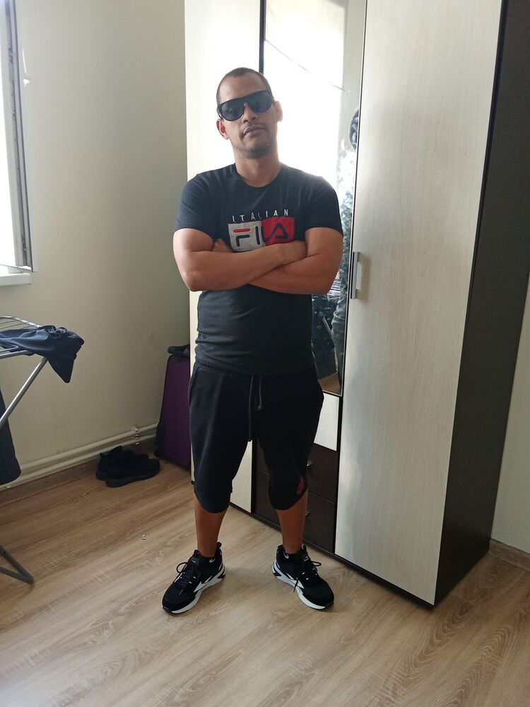 ���� 54926784 ������� Arturo, 35 ���, ���� ���������� � �����������