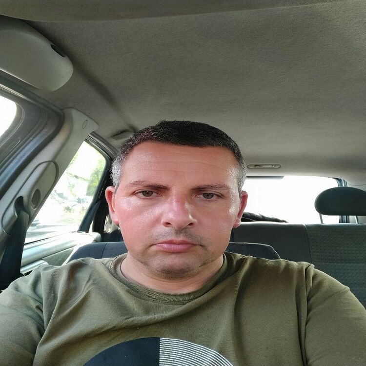  43660744  Davo, 45 ,    
