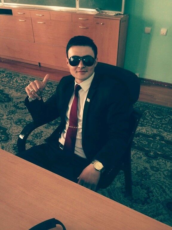  ,   Jovid, 30 ,   ,   , c 
