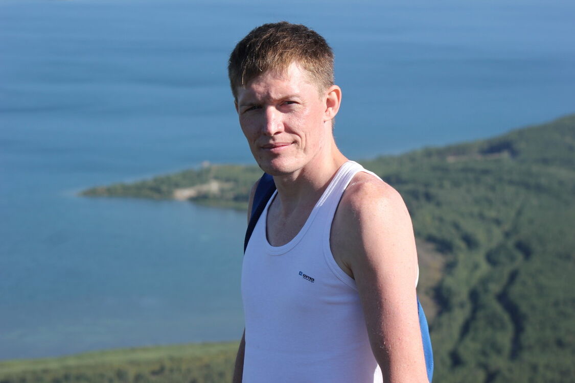  9204204  Andrey, 42 ,    