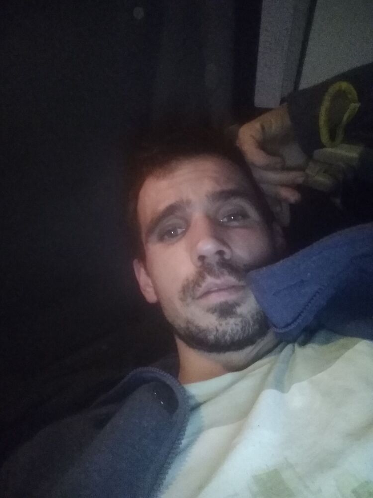  ,   Dominik, 29 ,   ,   