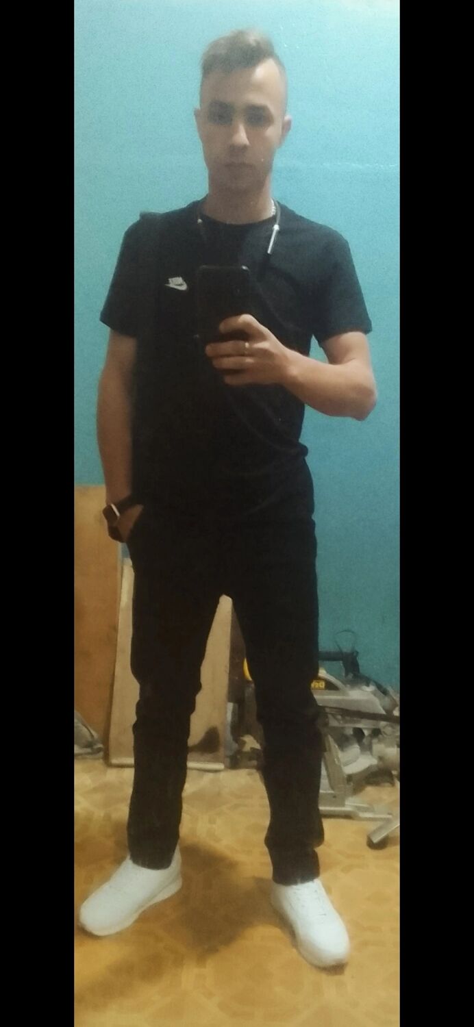  39243704  , 23 ,    