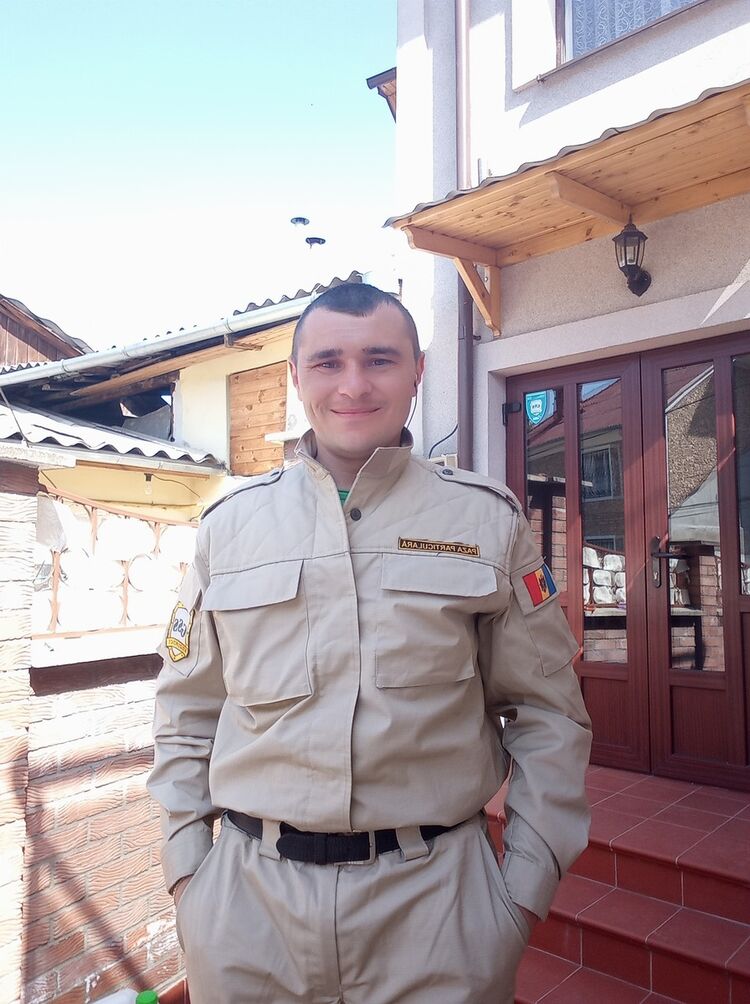  -,   Slavic, 37 ,   ,   , c 