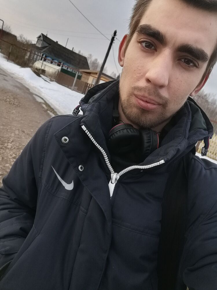  33431594  Alexey, 27 ,    