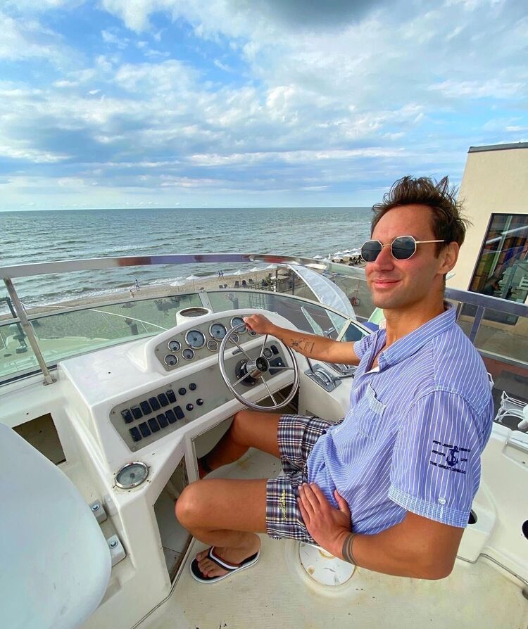  31093774  Vadim, 38 ,    