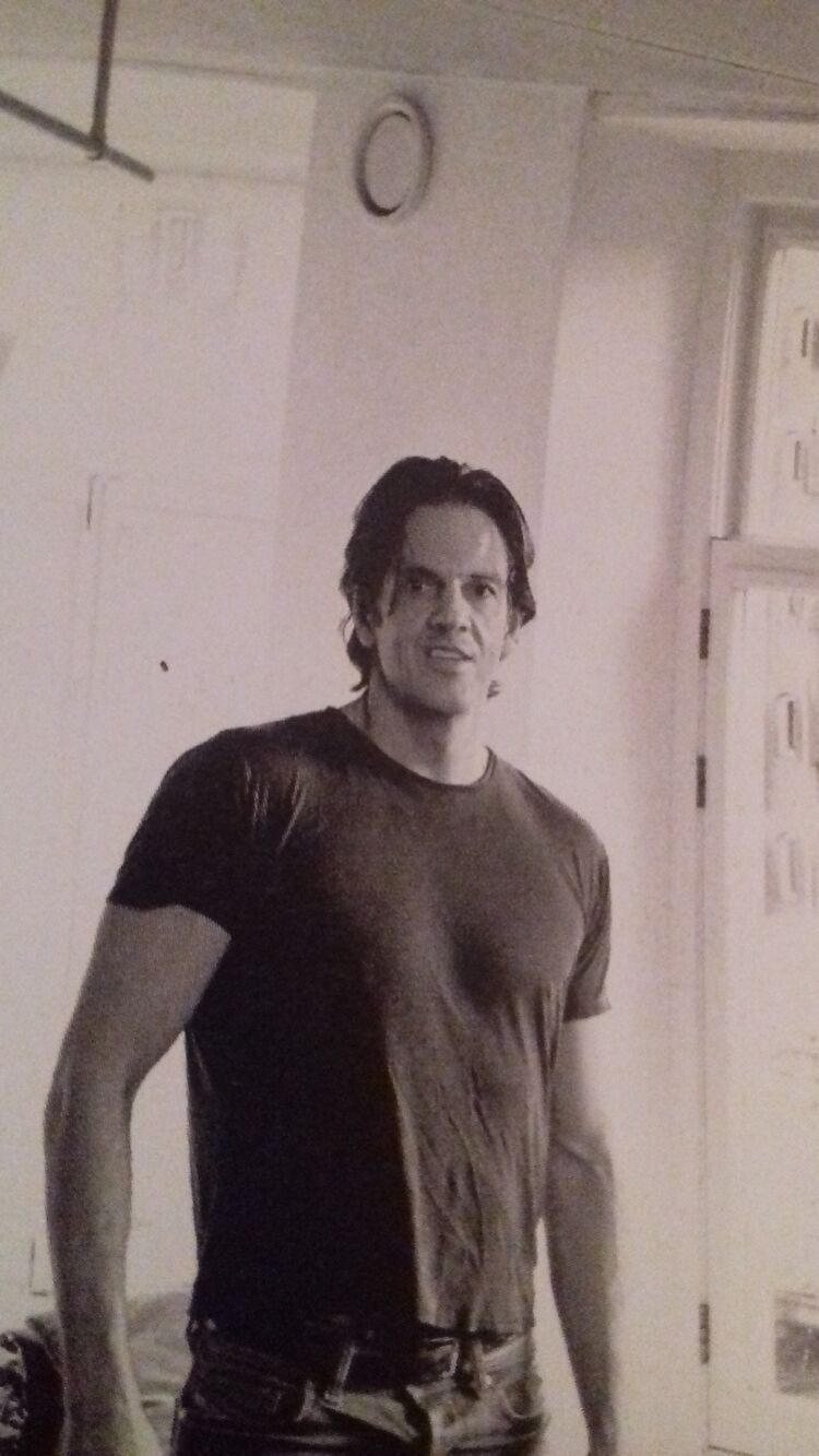  26574374  Azer, 38 ,    