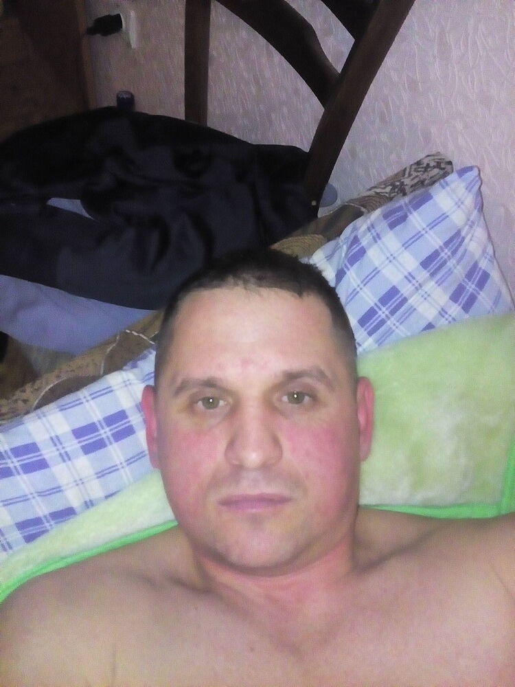  6996554  Roman, 46 ,    