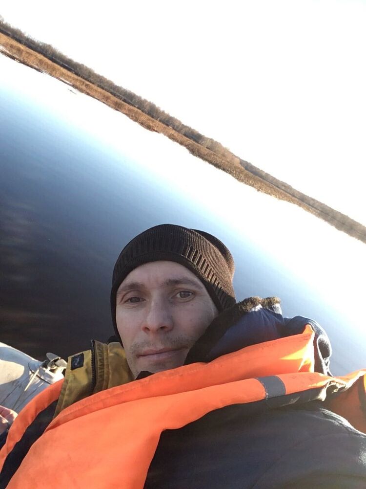  33046234  , 35 ,    