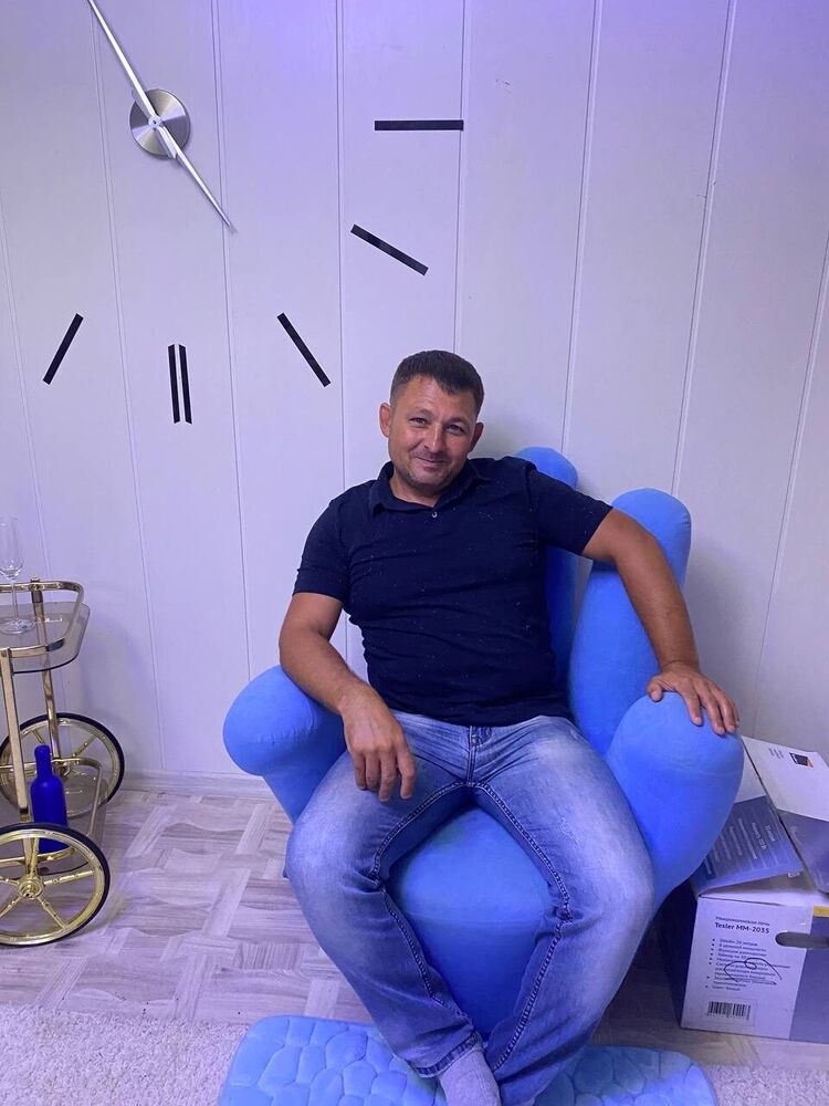  ,   Aleksei, 41 ,   ,   