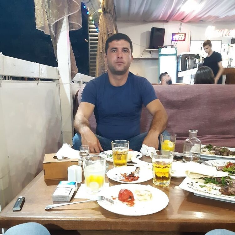  47730924  , 37 ,    