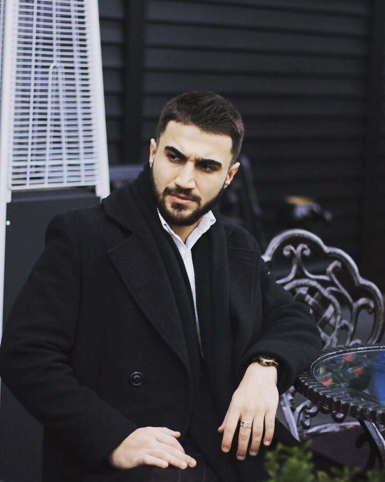  53263714  , 35 ,    --