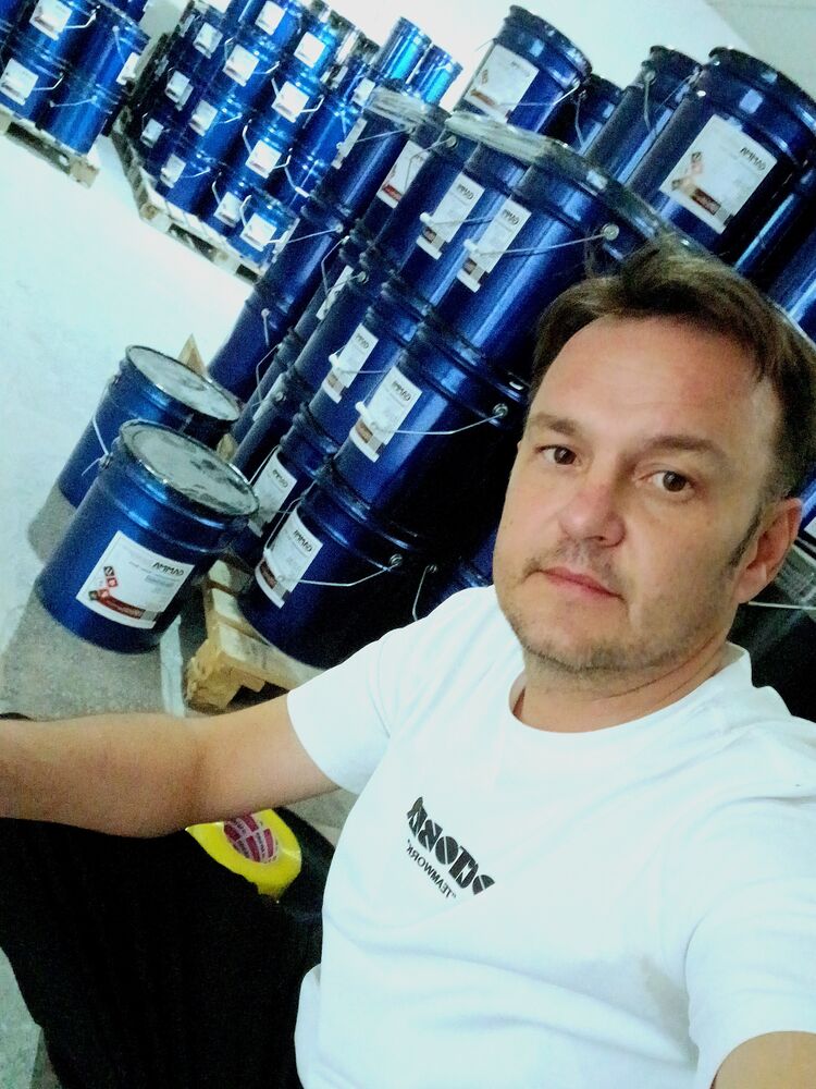  ,   Damir, 41 ,   ,   , c 