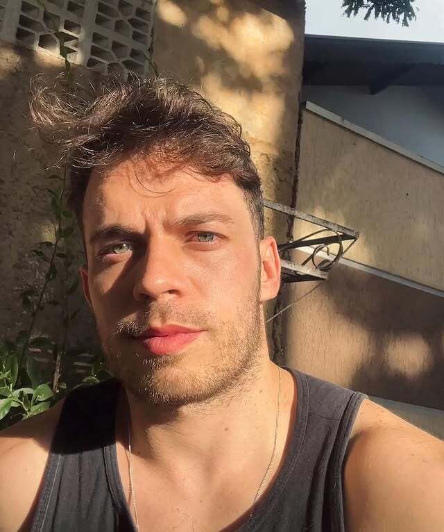  48943434  , 36 ,    -