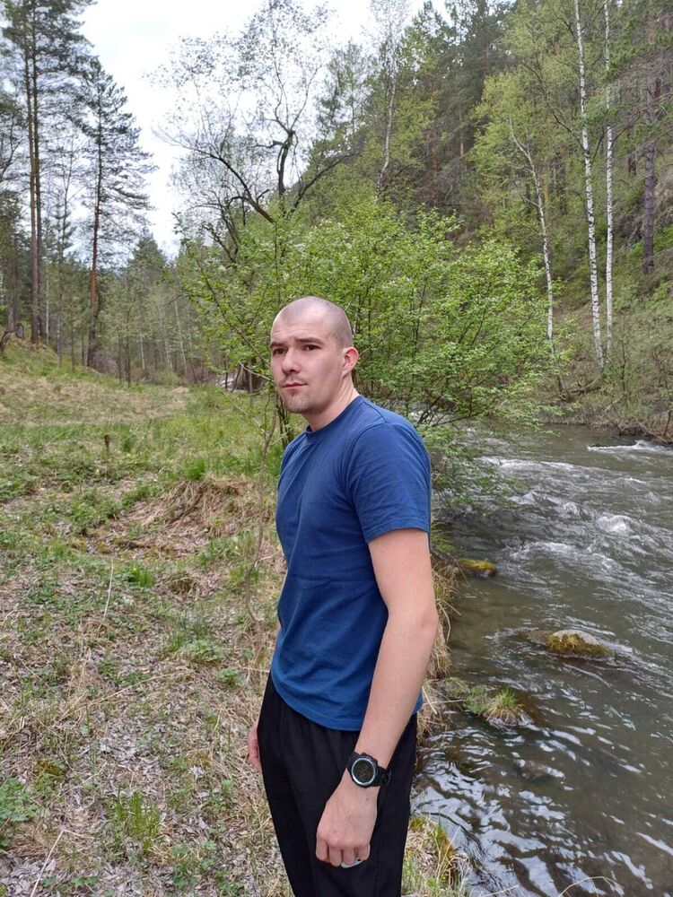  44103154  Gleb, 23 ,    
