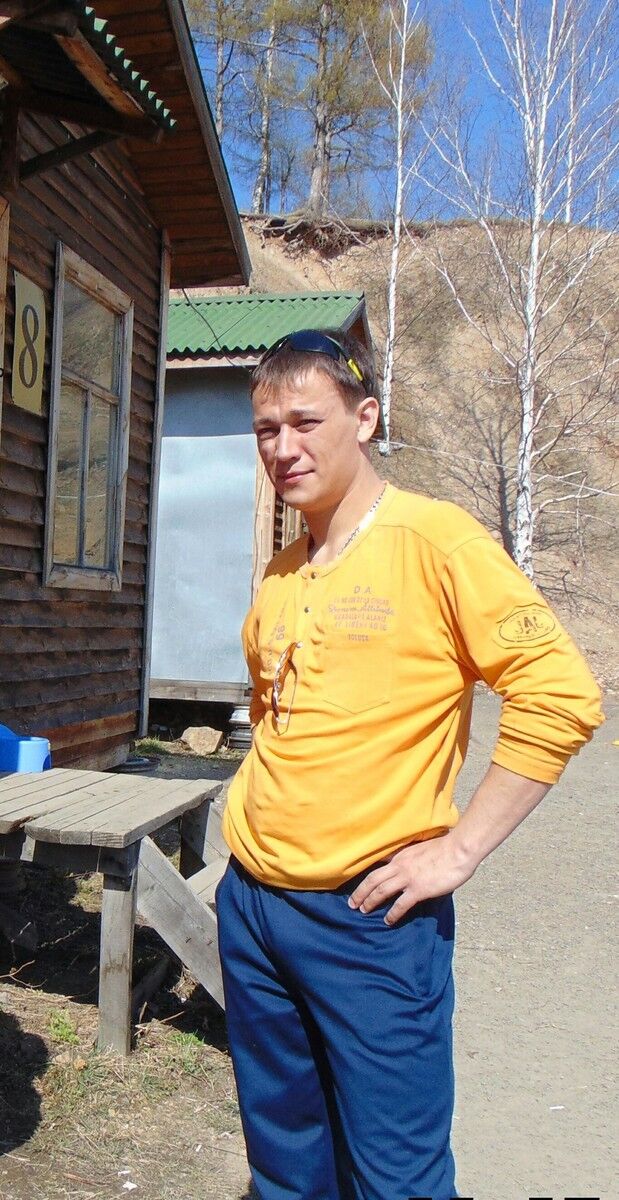  --,   , 38 ,   